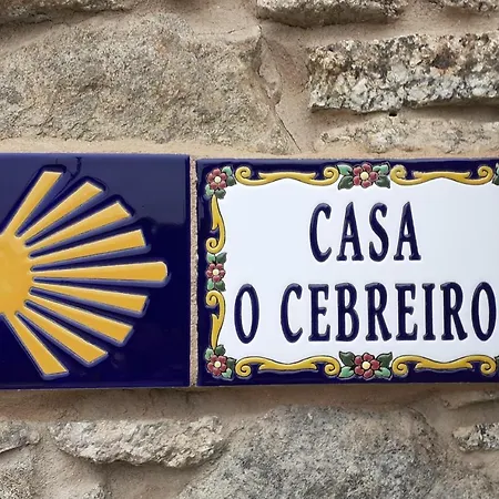 Landhaus Stone Cottage O Cebreiro *