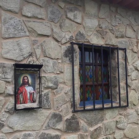 Landhaus Stone Cottage O Cebreiro Curtis