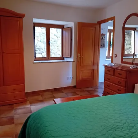 Stone Cottage O Cebreiro * Curtis