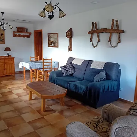 Landhaus Stone Cottage O Cebreiro *